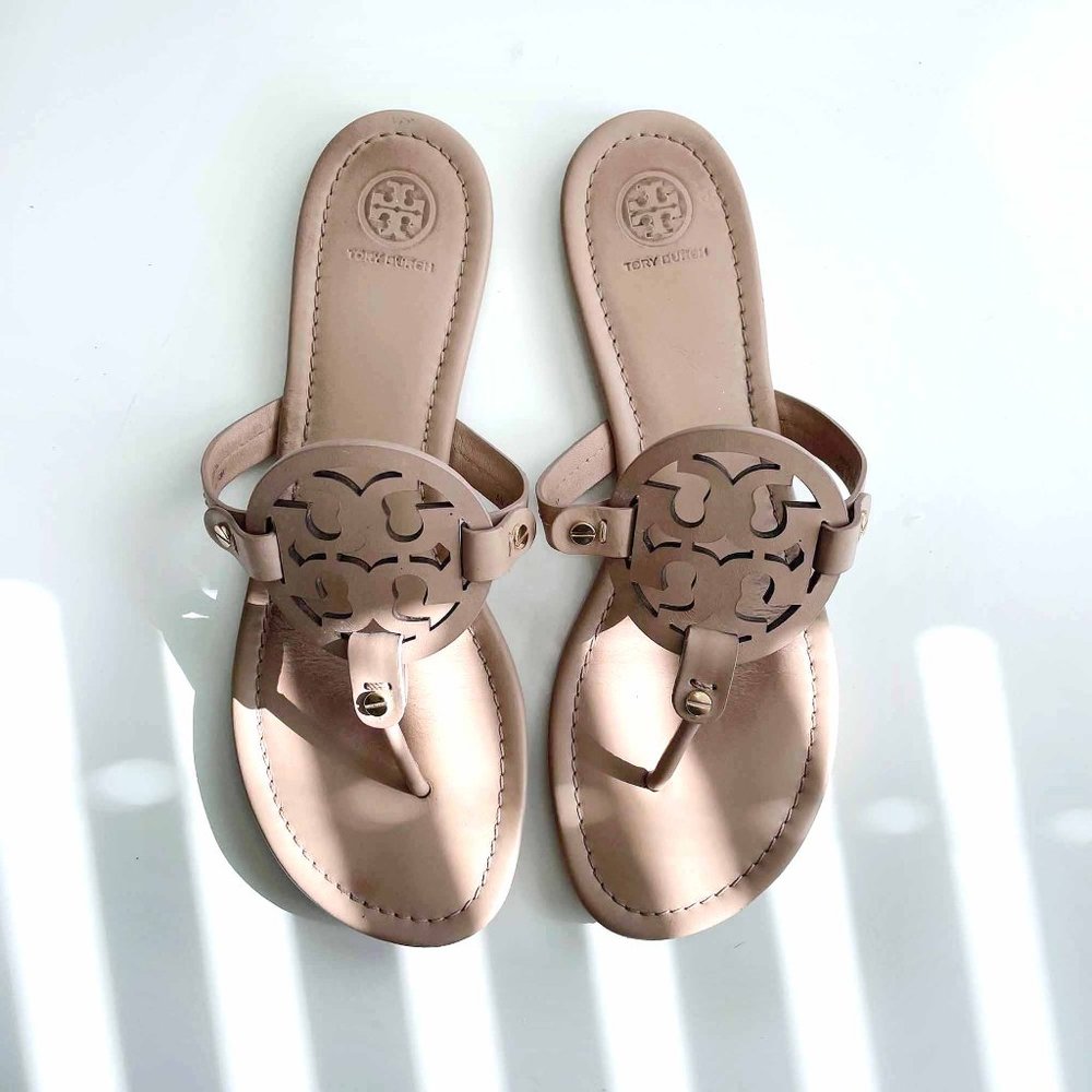 ⚡️SOLD⚡️ tory burch miller logo leather thong sandal - size 10 - Picture 3 of 7